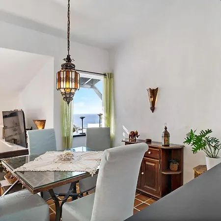 Casa Angeles * Тиас